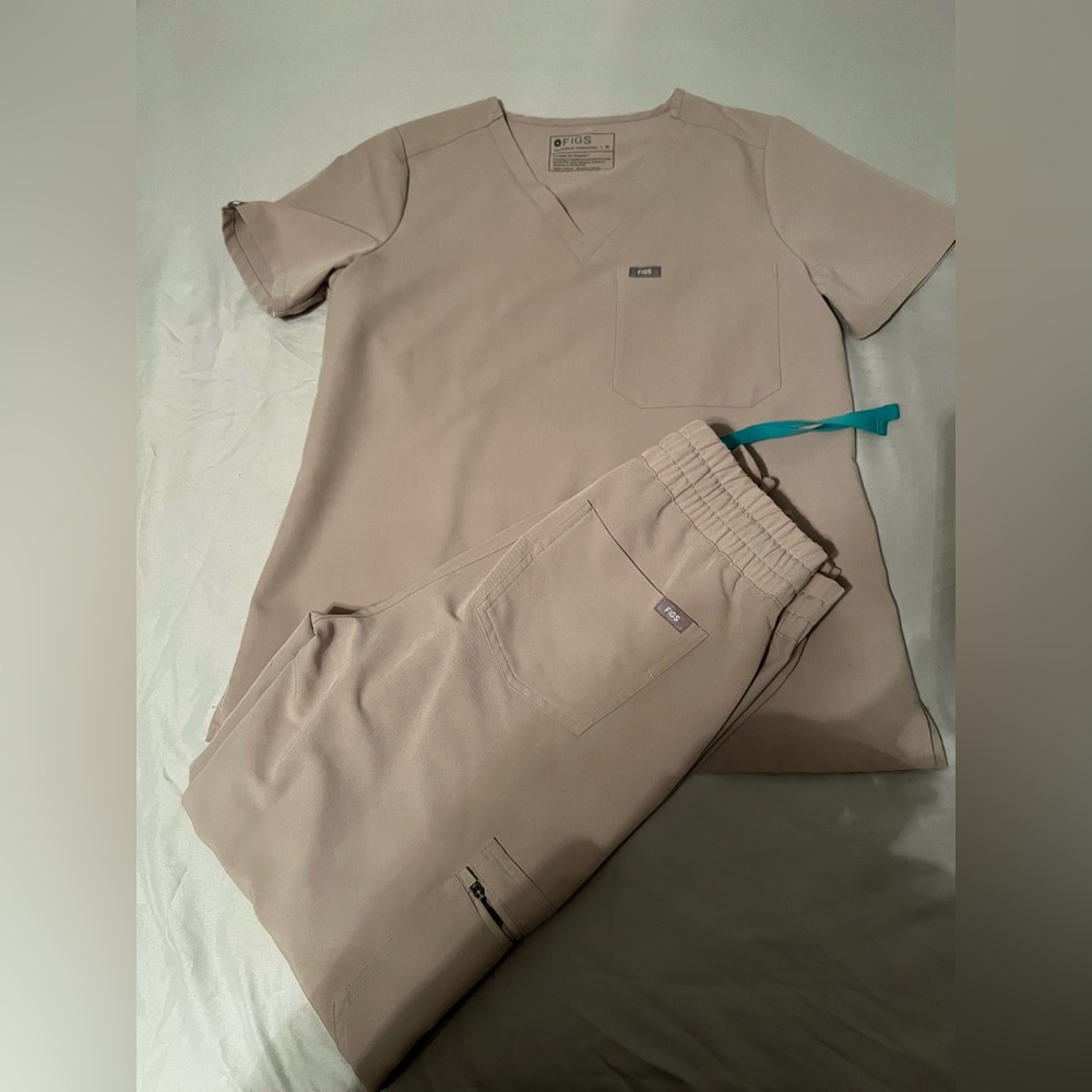 Figs scrubs set ***boulder***